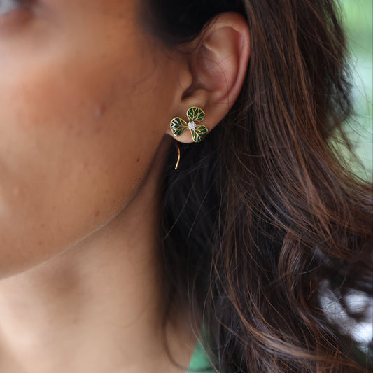 Trefoil Studs