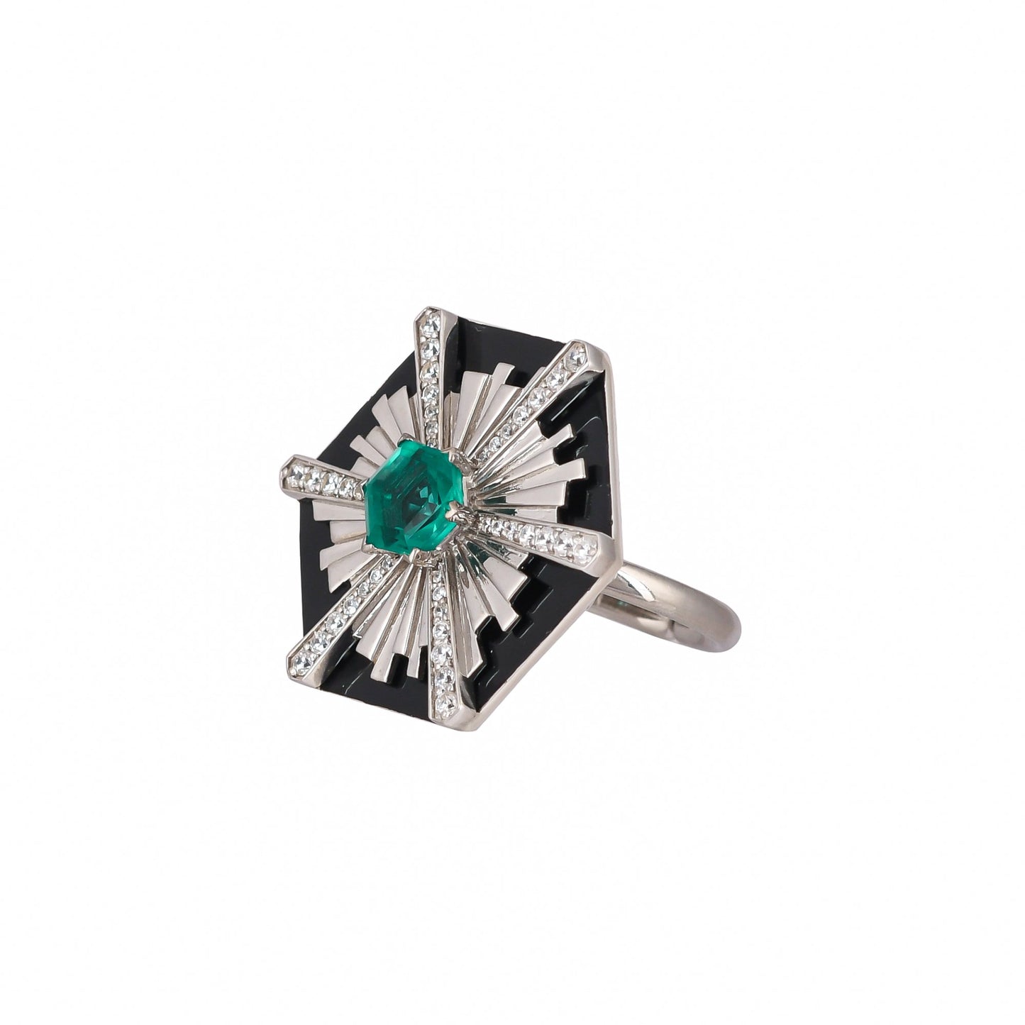 Ornatia Ring