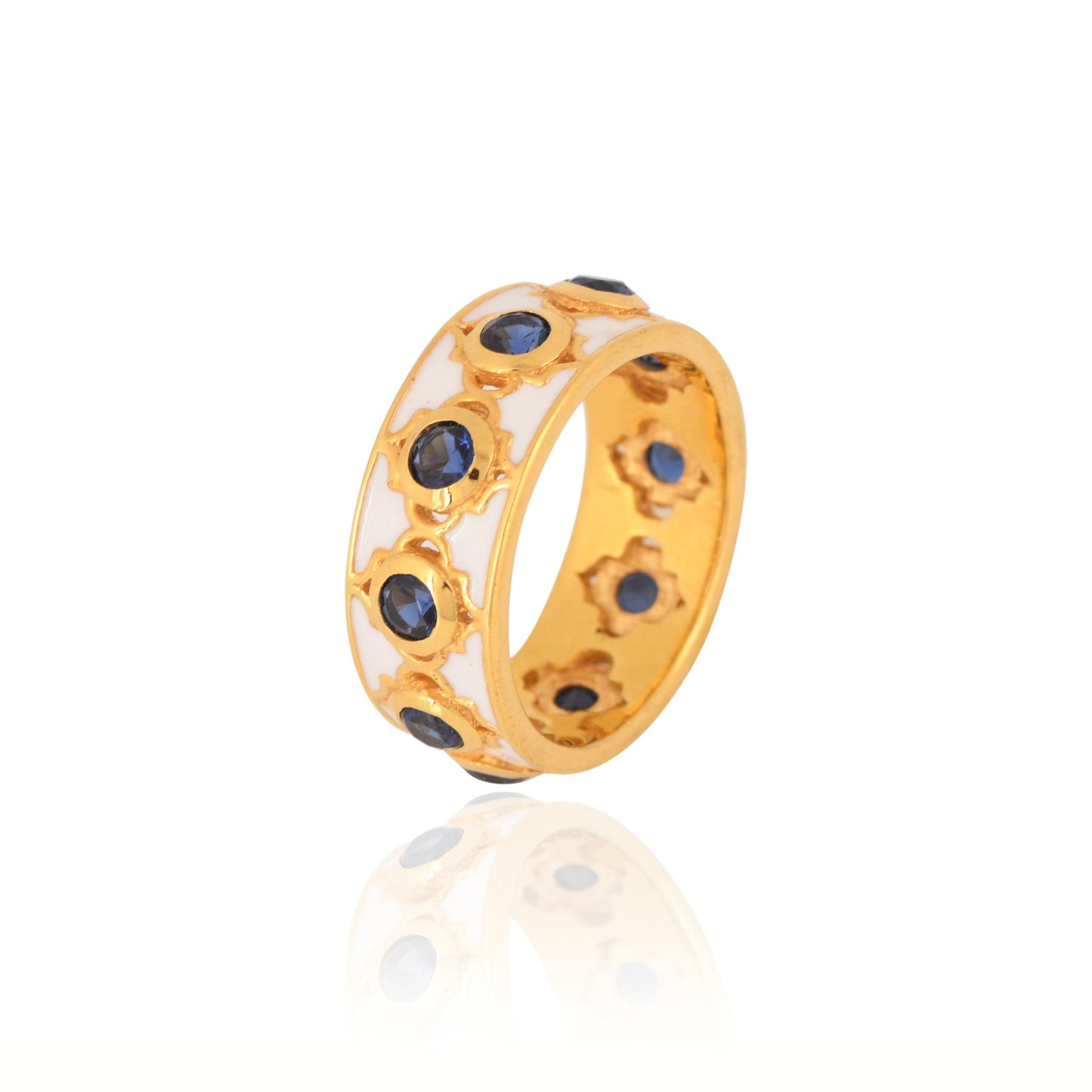 Lara Ring