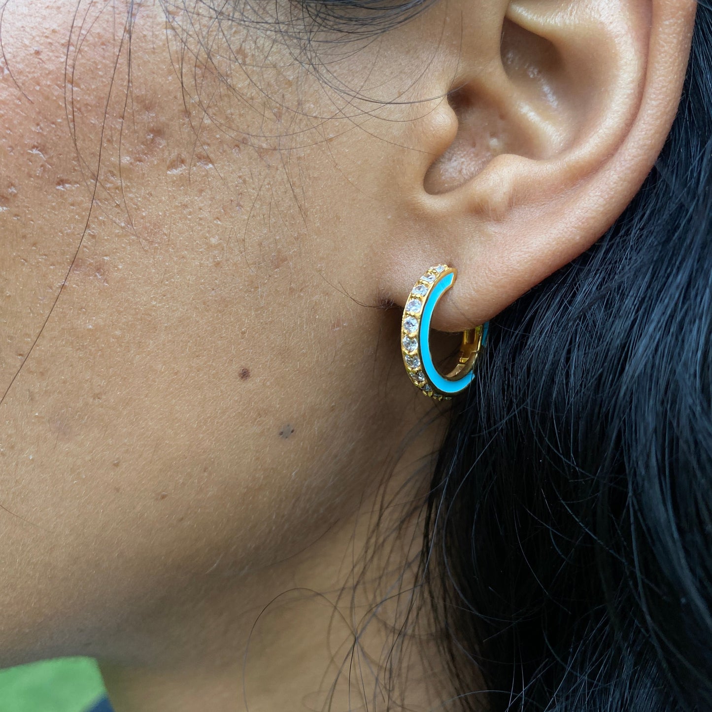 simple daily wear gold earrings
